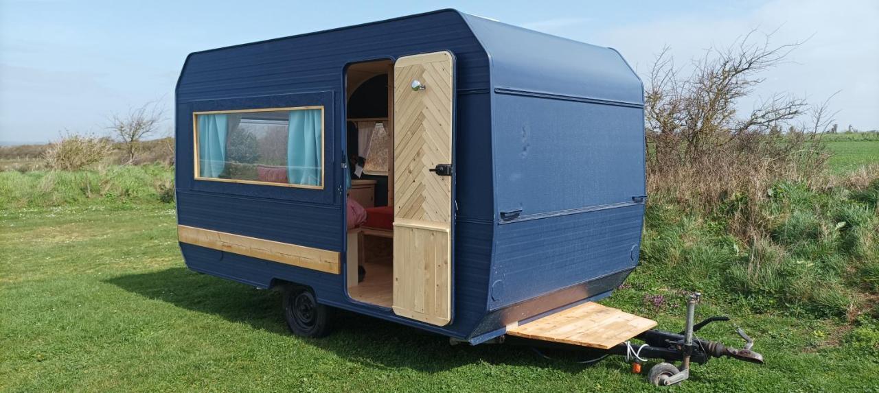 Camping Les Ronds Duval Face Aux Iles Anglo-Normandes Les Moitiers-d'Allonne Exterior foto